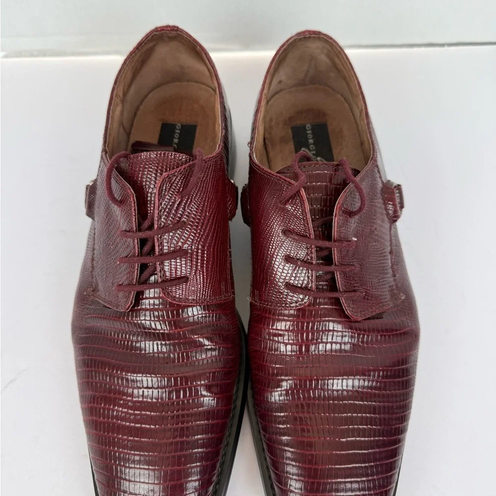 Giorgio Brutini Textured Burgundy Oxfords